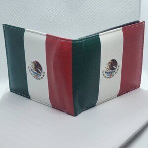 Brand New   Mexican Flag Design Wallet